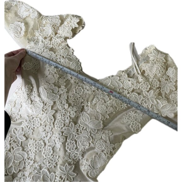 Victorian Style VTG  Wedding Gown Champagne Duchesse Satin & Lace, Silk Size S 4 - Picture 10 of 11